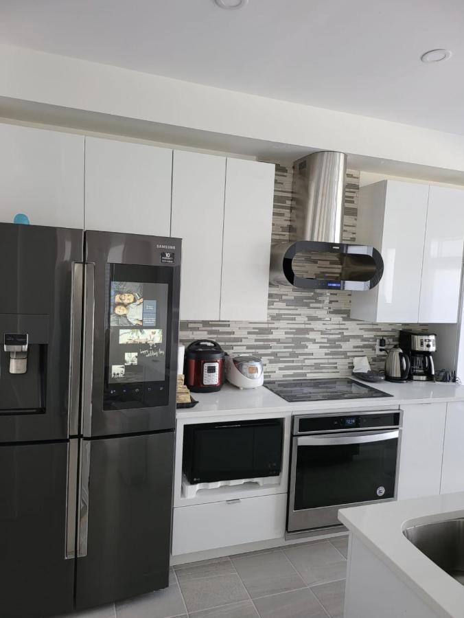 5 Star Home Ottawa Esterno foto